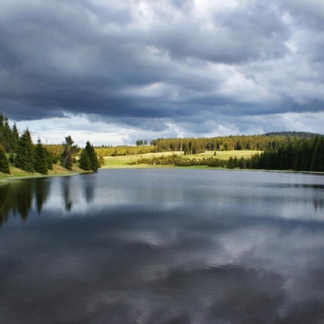 Fotosoutěž VODA 2019 – Ján Bocko: Vodní nádrž Myslivny v Krušných horách